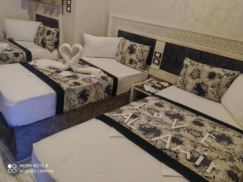 Al Amir Palace Hotel Sohag Exteriör bild