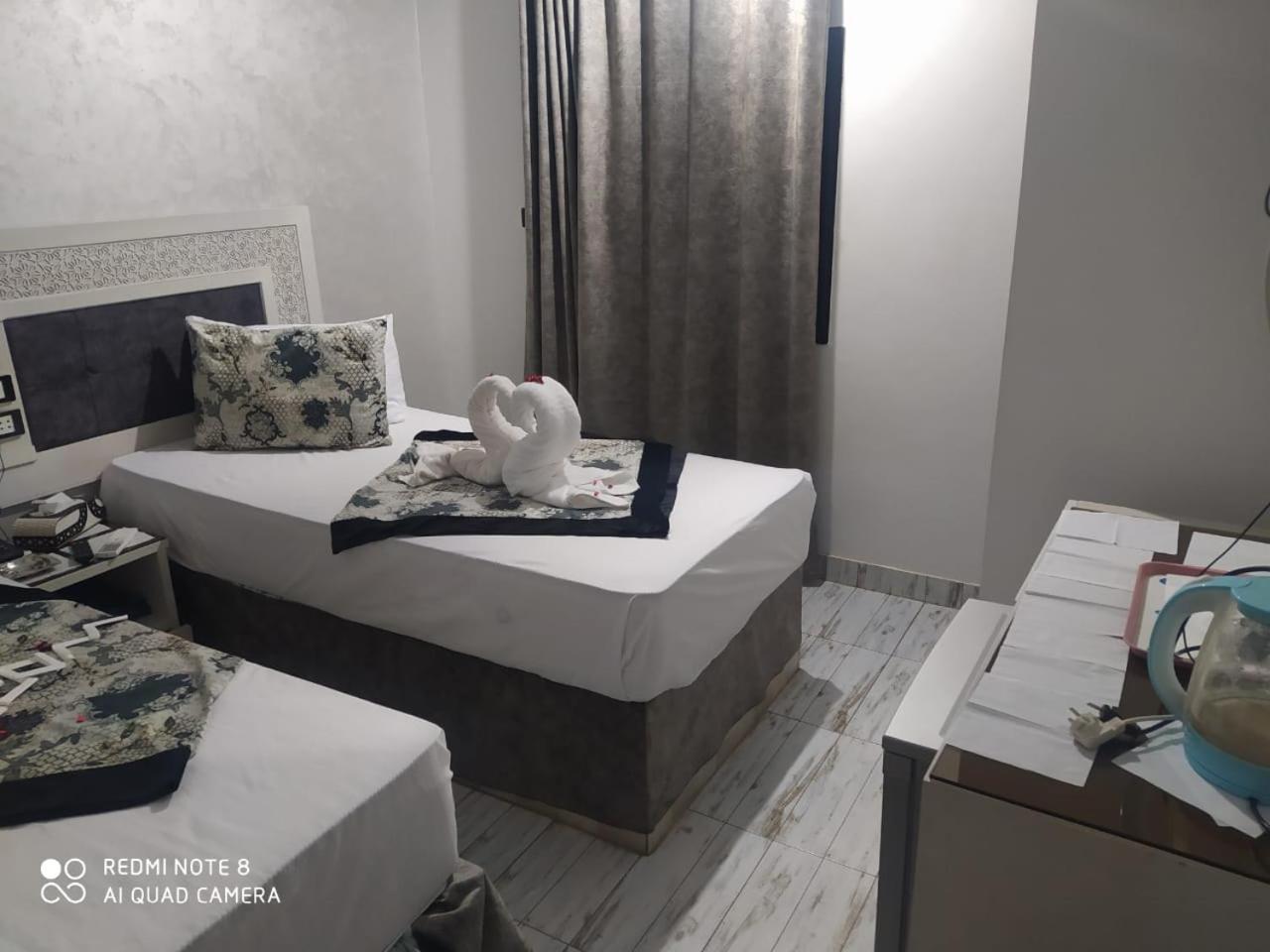 Al Amir Palace Hotel Sohag Exteriör bild